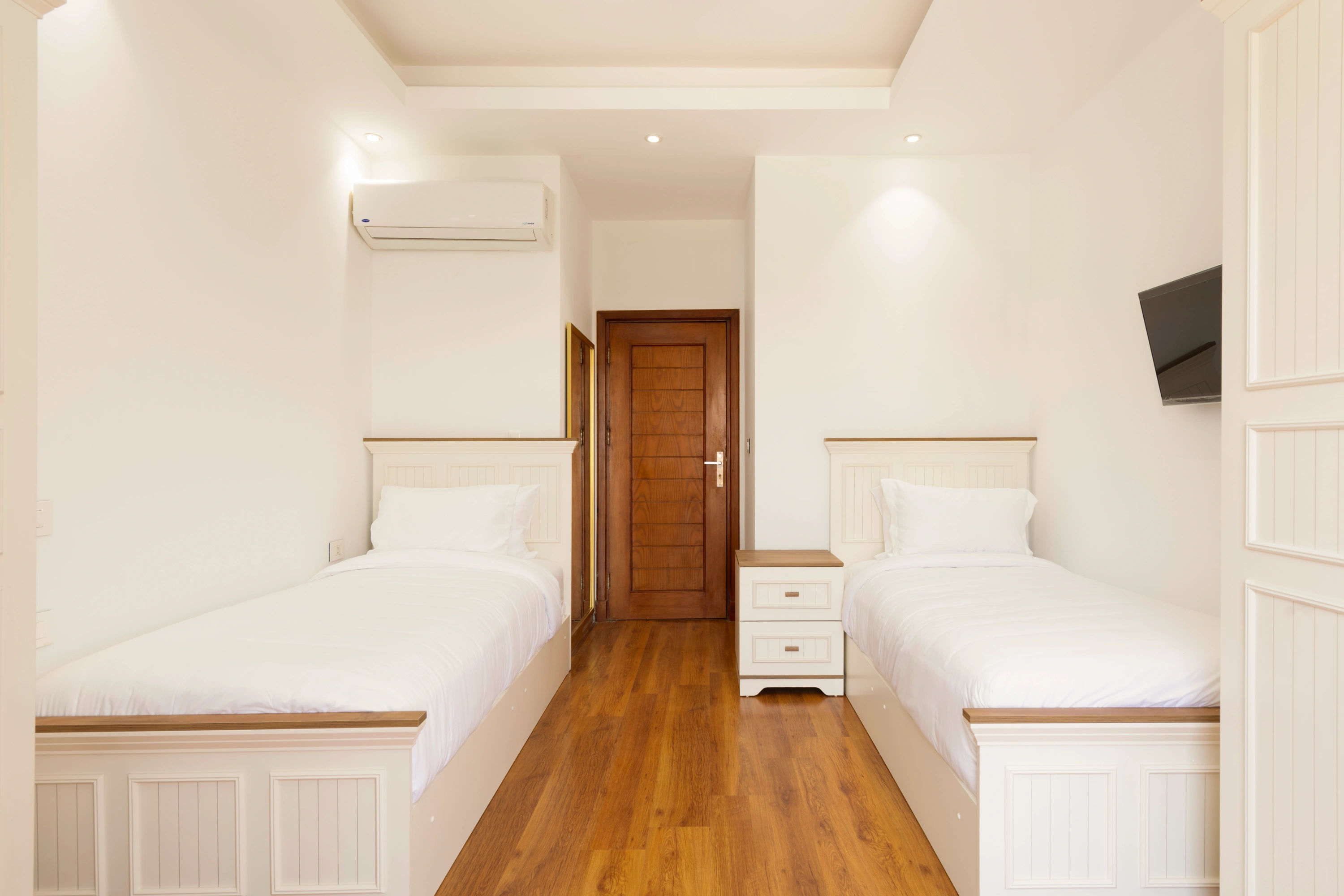 Milena, 2BDR, Pearl Des Rois New Cairo by Kennah — Apartment in Pearl Des Rois Comp., AUC Av. South Teseen, New Cairo 3, Cairo Governorate, Egypt — photo 12