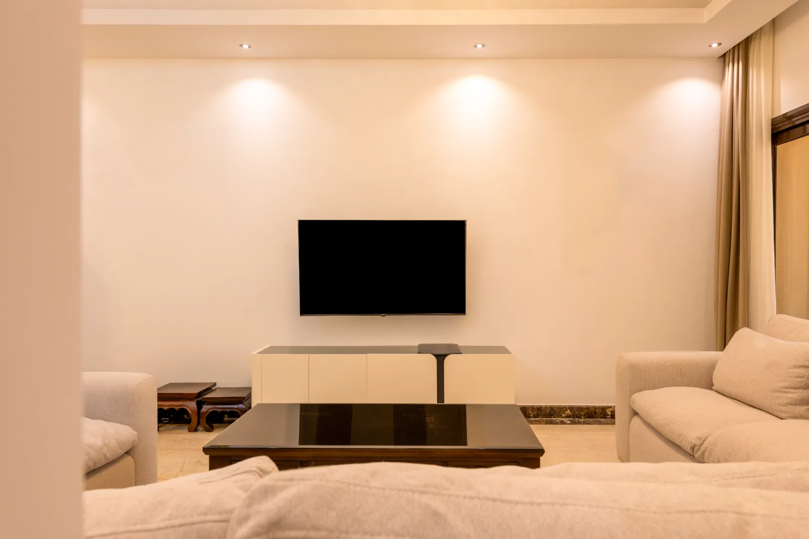 Milena, 2BDR, Pearl Des Rois New Cairo by Kennah — Apartment in Pearl Des Rois Comp., AUC Av. South Teseen, New Cairo 3, Cairo Governorate, Egypt — photo 3