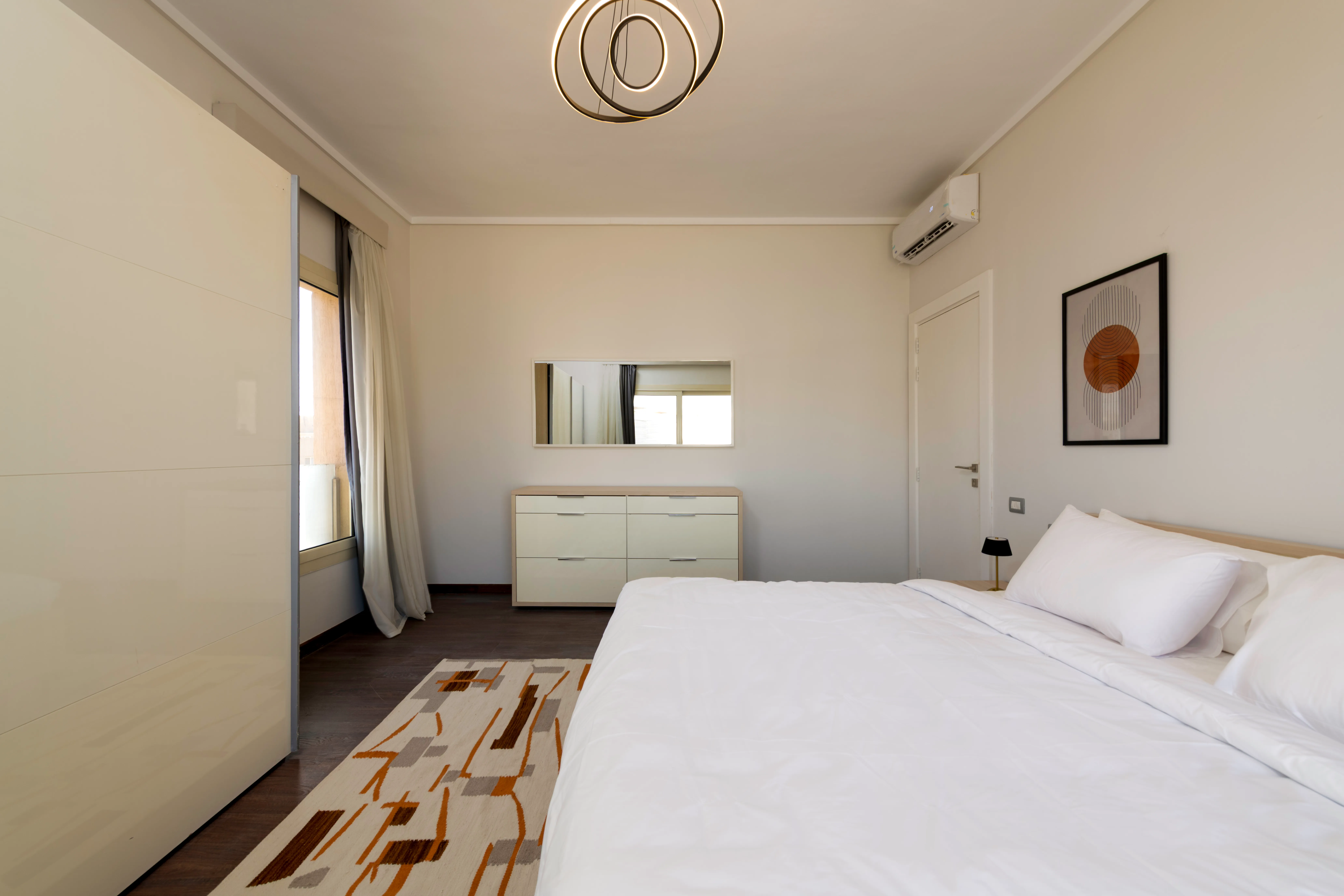Catalina 1BR The Village Palm | New Cairo By Kennah — Apartment in The Village, AUC Avenue, South Teseen St. Near Point 90 Mall, New Cairo, Egypt — photo 10
