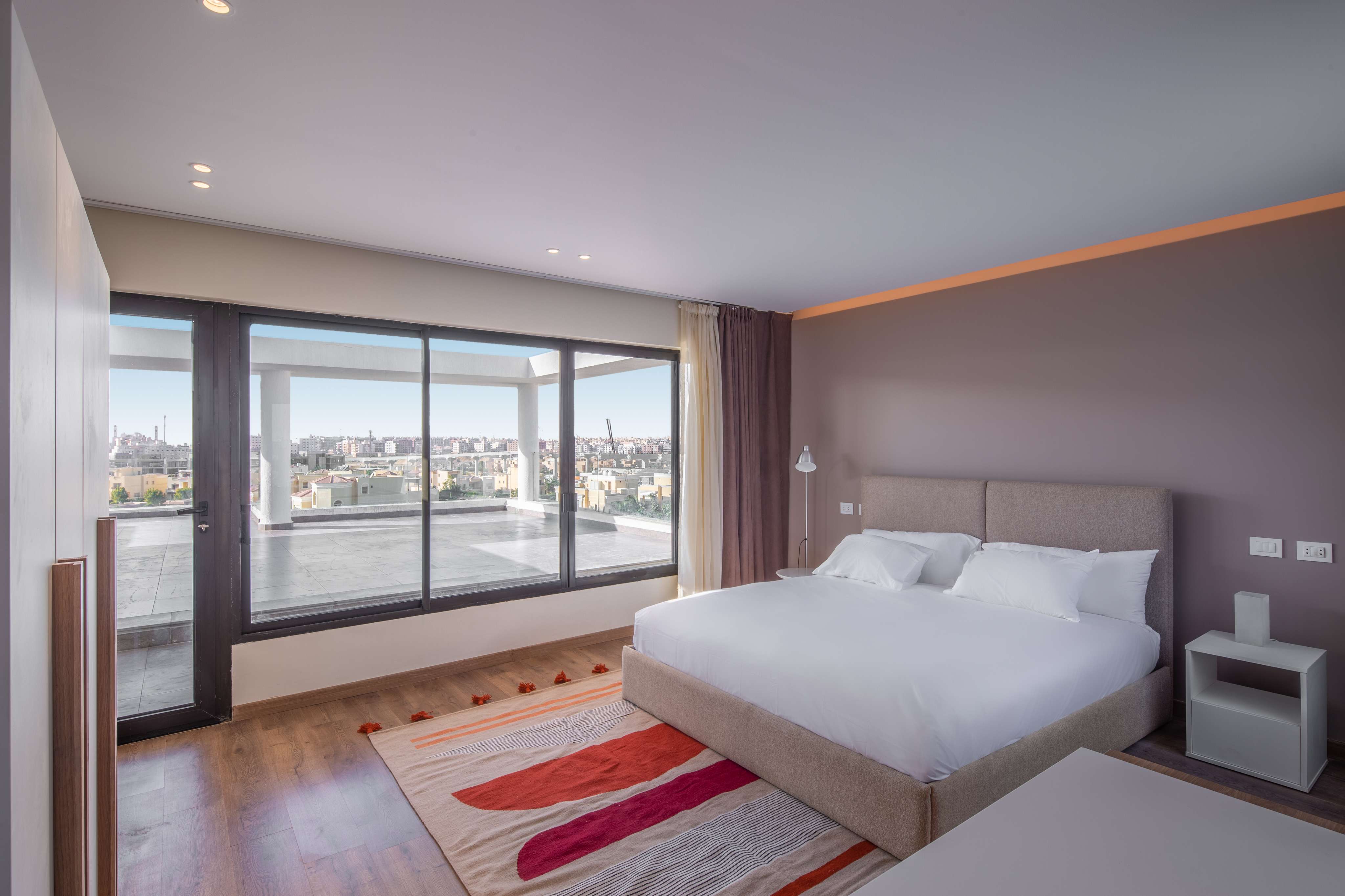 Sakura LakeView, 4BDR + pool by Kennah — Apartment in LakeView Res., El-Nasr St., New Cairo 1, Cairo Governorate, Egypt — photo 12