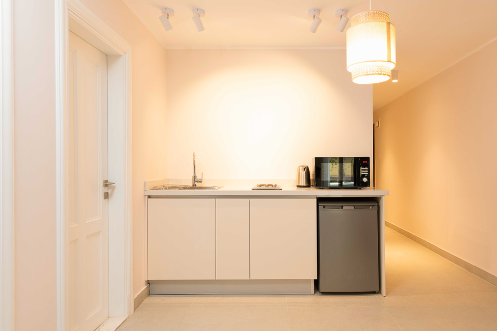 October City | 1BR Apartment with Shared Pool 5