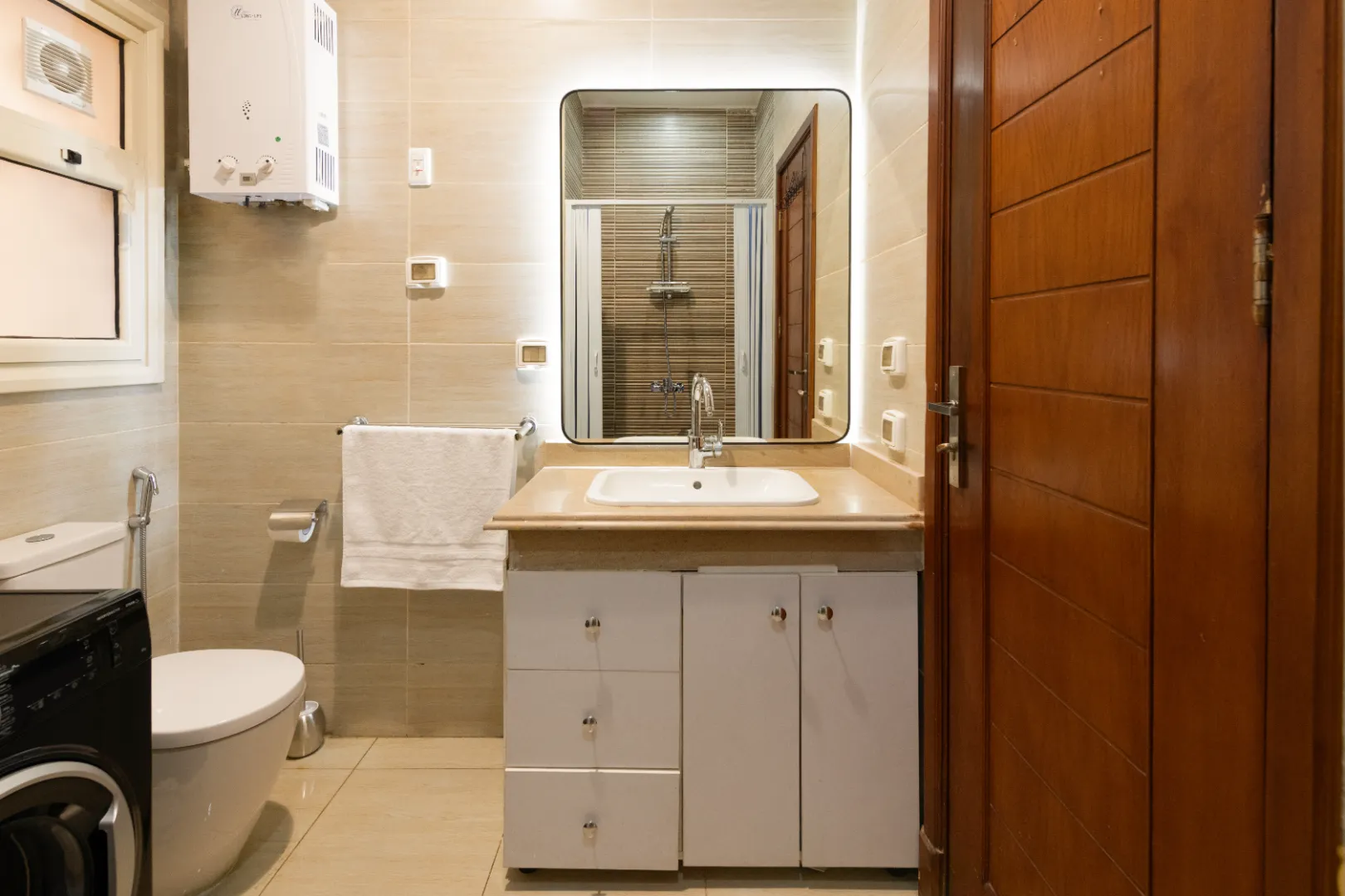 Milena, 2BDR, Pearl Des Rois New Cairo by Kennah — Apartment in Pearl Des Rois Comp., AUC Av. South Teseen, New Cairo 3, Cairo Governorate, Egypt — photo 14
